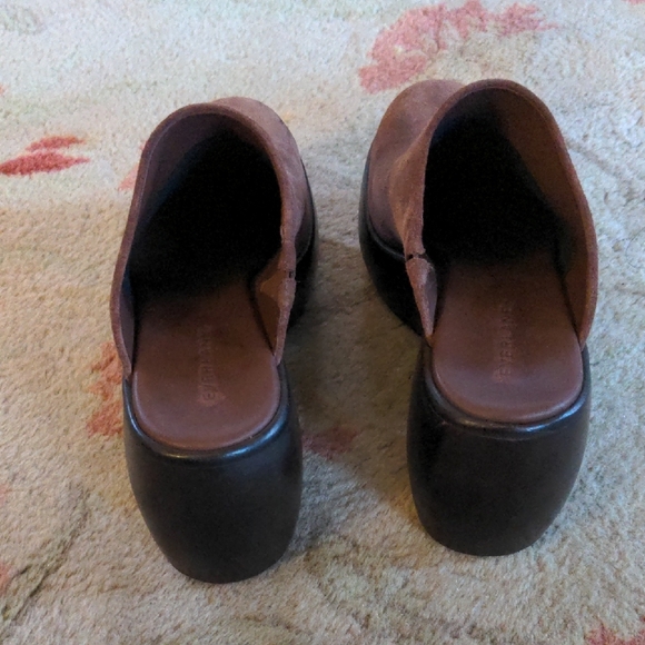 🆕EVERLANE The Puffa Wooden Clog in Suede - Picture 13 of 15